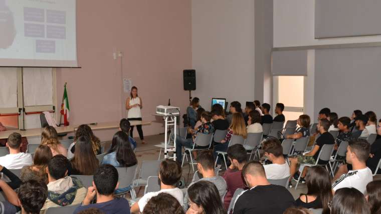 [:it]”Studenti Oggi, Professionisti Domani”: presentato il progetto sull’Isola di Lampedusa[:]